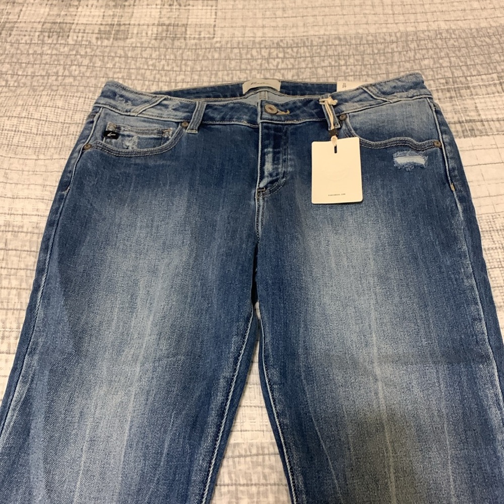 KanCan size 11/29 low rise crop flare blue jeans NWT - Picture 2 of 7